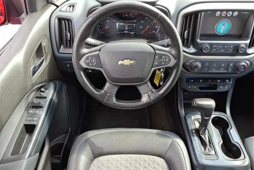 2017 Chevrolet Colorado Z71 photo 1