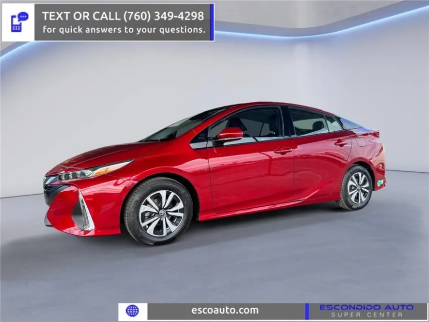 2017 Toyota Prius Prime Plus photo 1