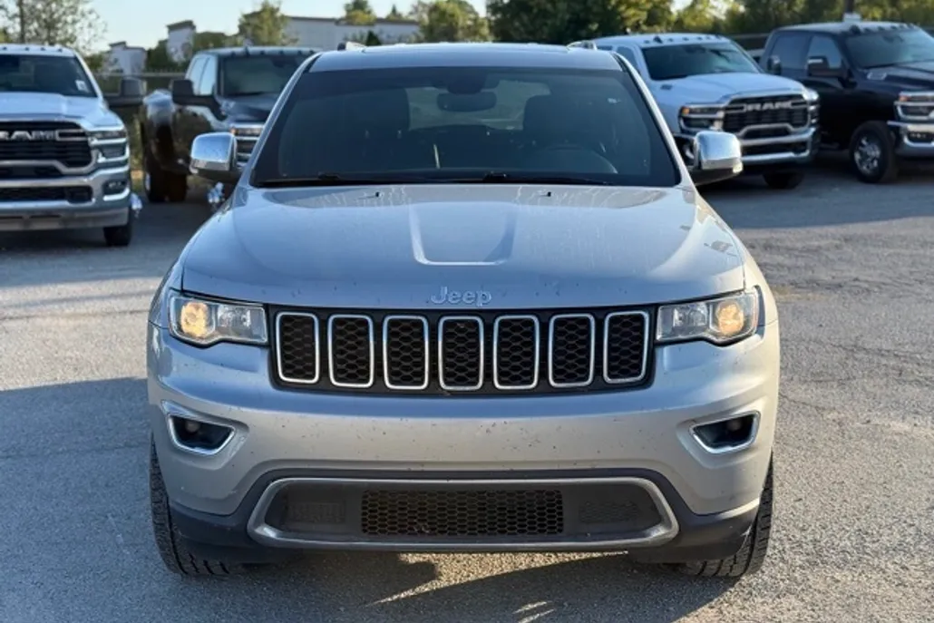 2019 Jeep Grand Cherokee Limited photo 1