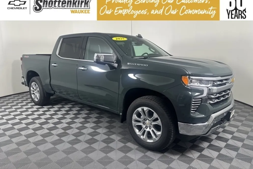 2025 Chevrolet Silverado 1500 LTZ photo 1