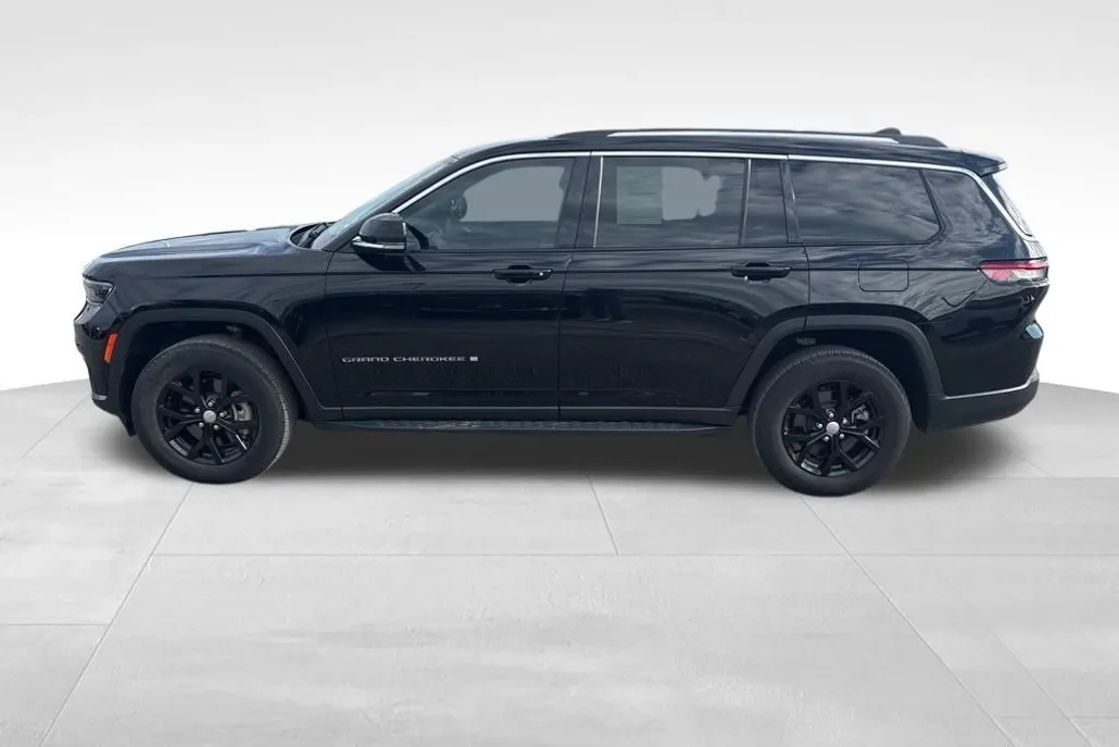 2022 Jeep Grand Cherokee Limited photo 1
