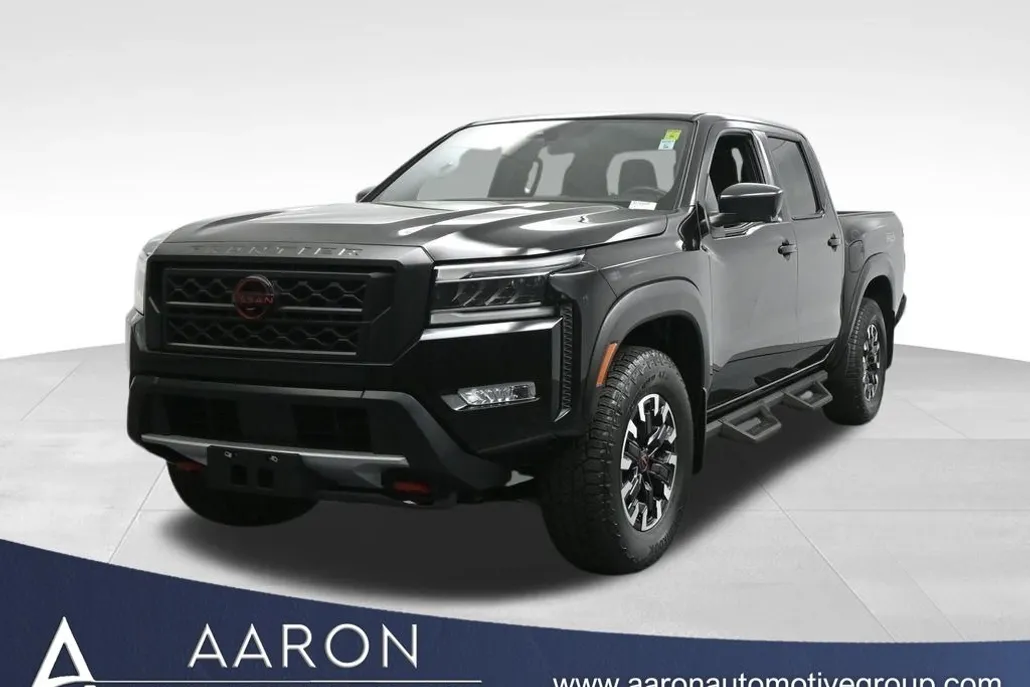 2023 Nissan Frontier PRO-4X photo 1