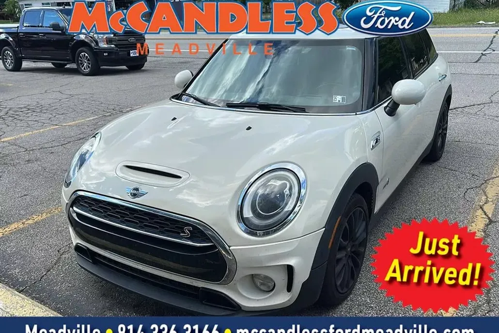 2017 Mini Clubman Base S ALL4 photo 1