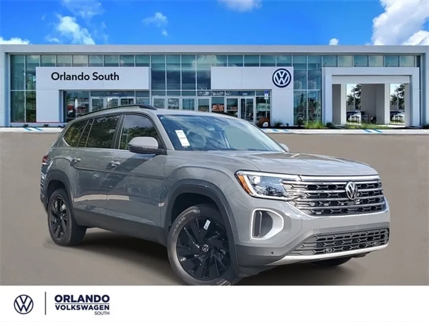 2026 Volkswagen Atlas SE Technology photo 1