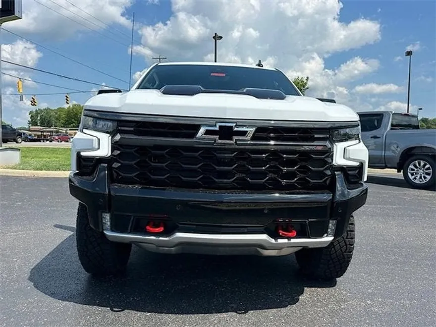 2025 Chevrolet Silverado 1500 ZR2 photo 1