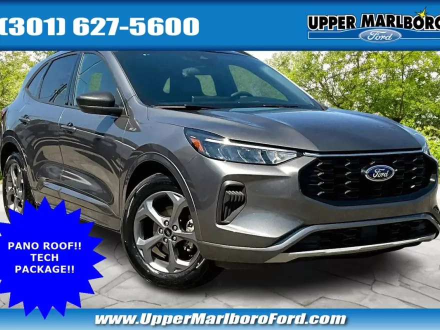 2023 Ford Escape ST-Line photo 1