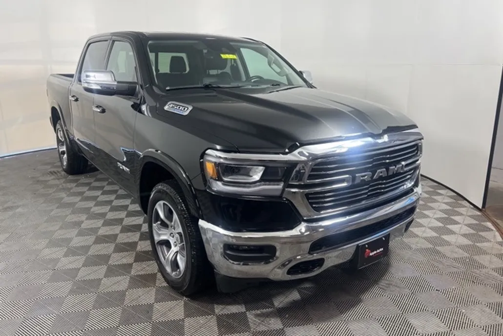 2022 Ram 1500 Laramie photo 1