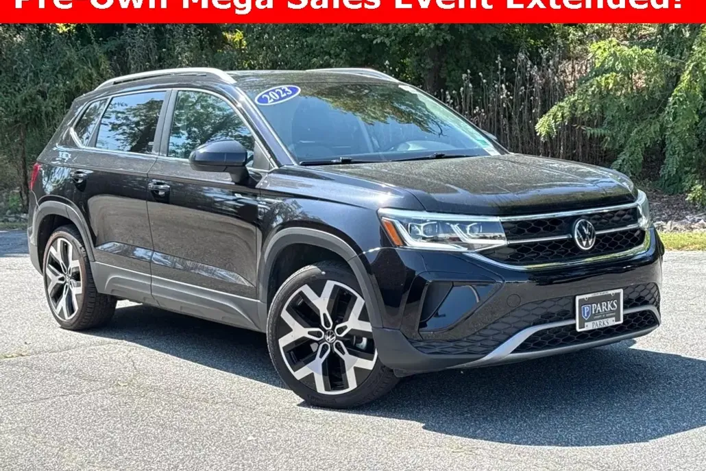 2023 Volkswagen Taos SEL photo 1