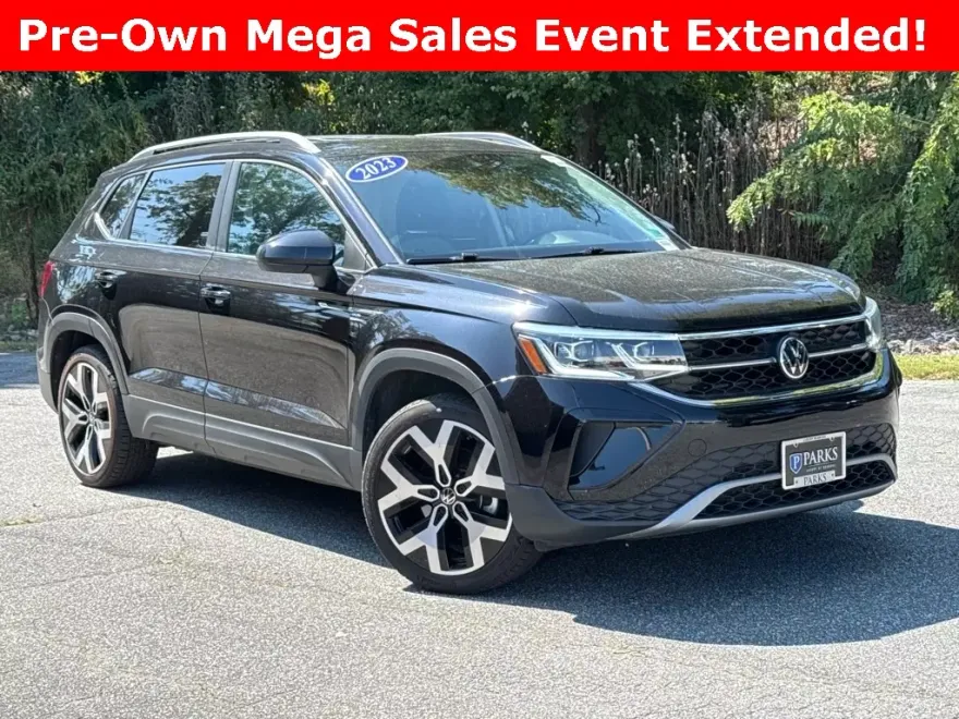 2023 Volkswagen Taos SEL photo 1