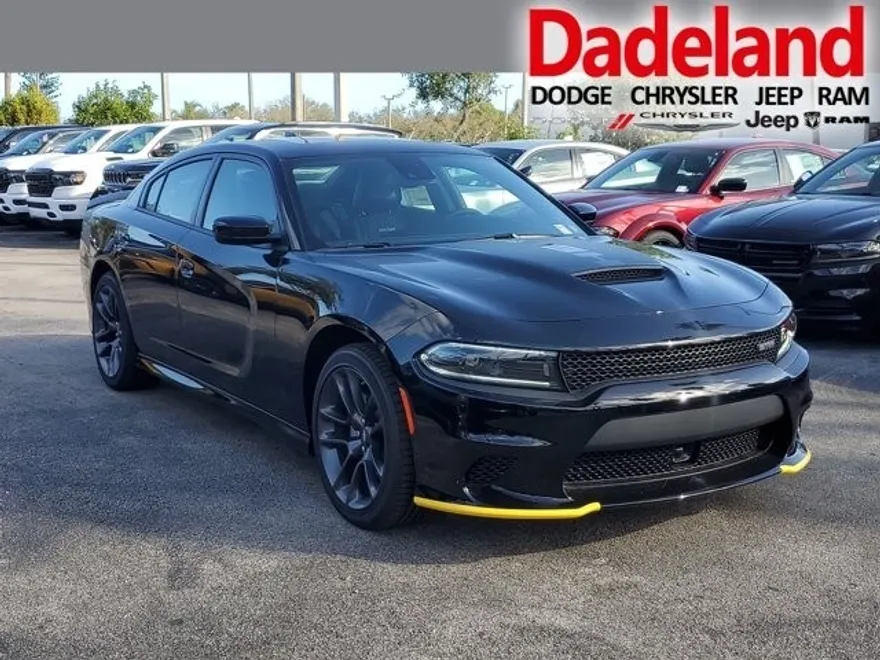 2023 Dodge Charger R/T photo 1