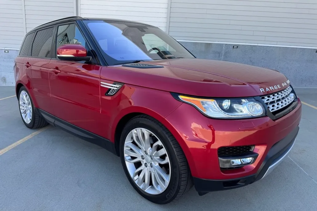 2016 Land Rover Range Rover Sport HSE photo 1