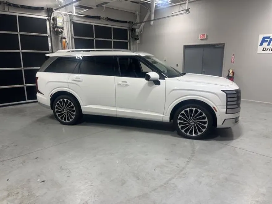 2026 Hyundai Palisade Calligraphy photo 1