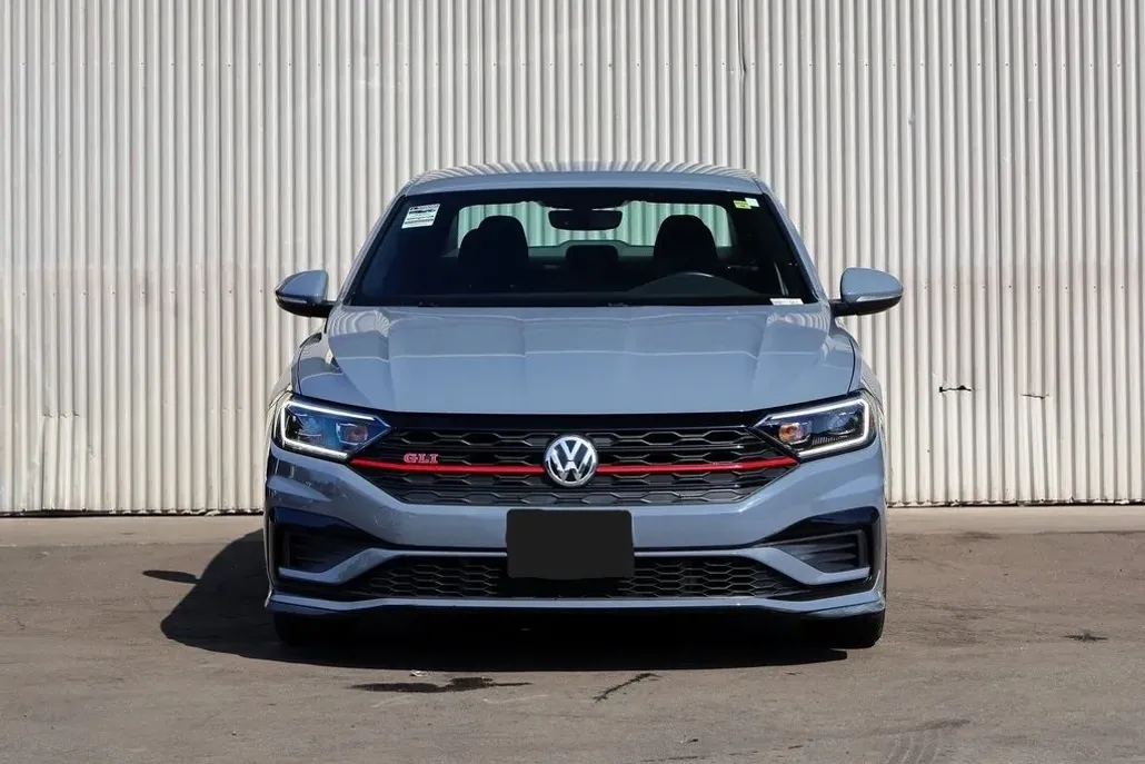 2021 Volkswagen Jetta GLI 2.0T S photo 1