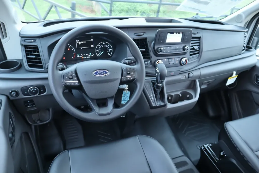 2025 Ford Transit Cargo Van photo 1