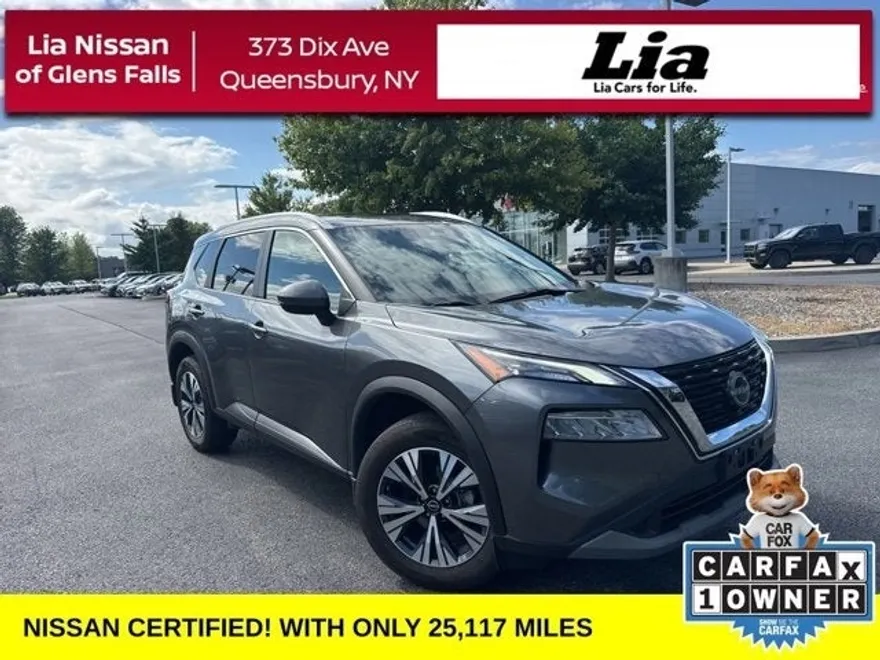 2022 Nissan Rogue SV photo 1