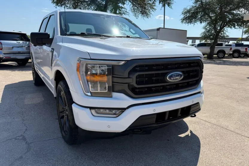 2022 Ford F-150 photo 1