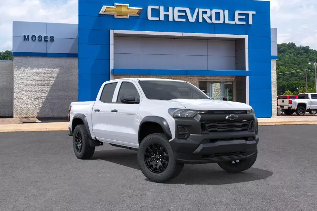 2026 Chevrolet Colorado Trail Boss photo 1