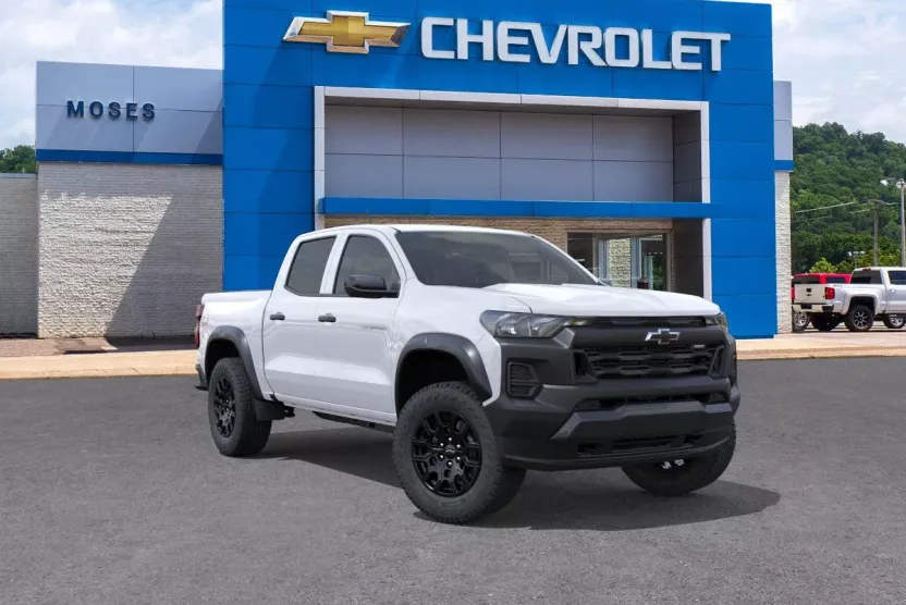 2026 Chevrolet Colorado Trail Boss photo 1