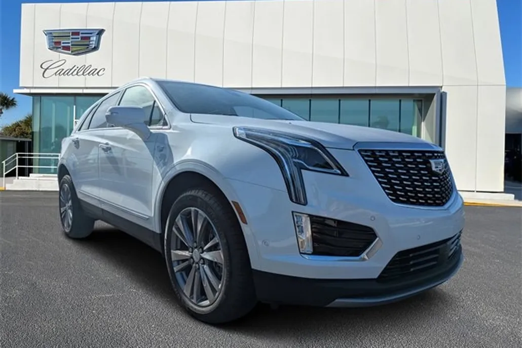 2025 Cadillac XT5 Premium Luxury photo 1