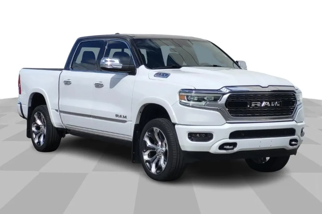 2022 Ram 1500 Limited photo 1