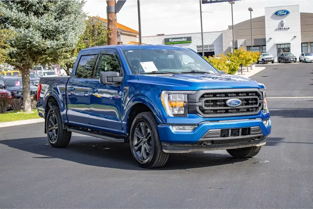 2023 Ford F-150 XLT photo 1
