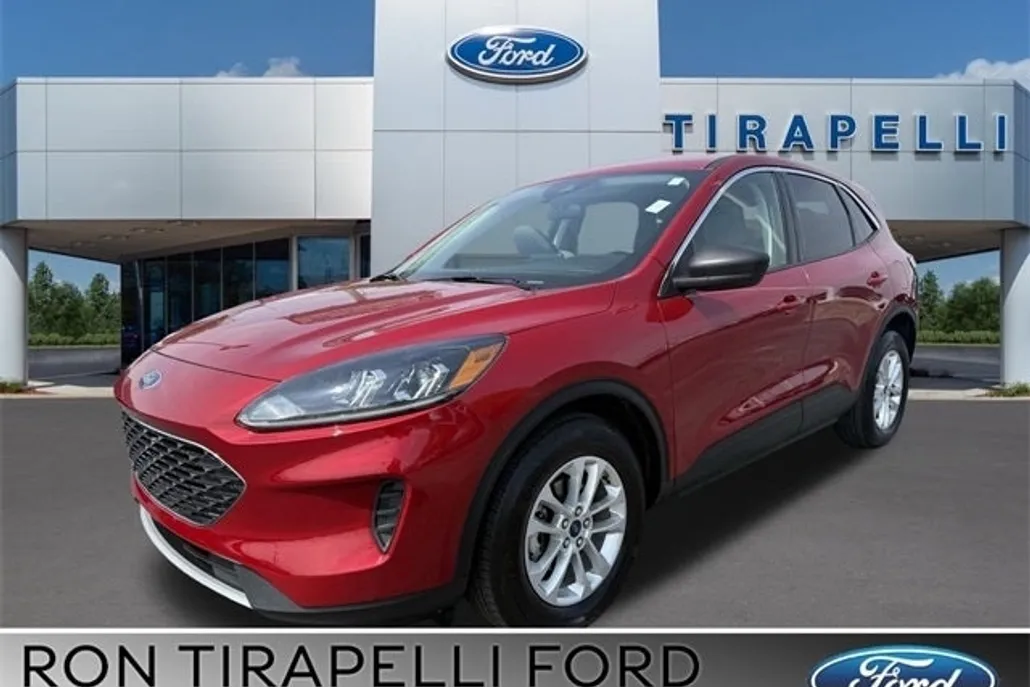 2022 Ford Escape SE photo 1
