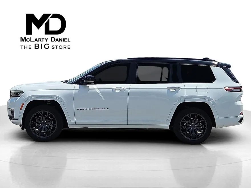 2024 Jeep Grand Cherokee L Summit Reserve photo 1