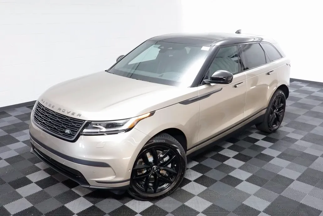 2026 Land Rover Range Rover Velar S photo 1