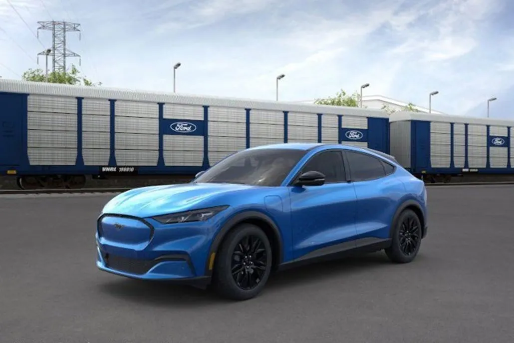 2025 Ford Mustang Mach-E Select photo 1