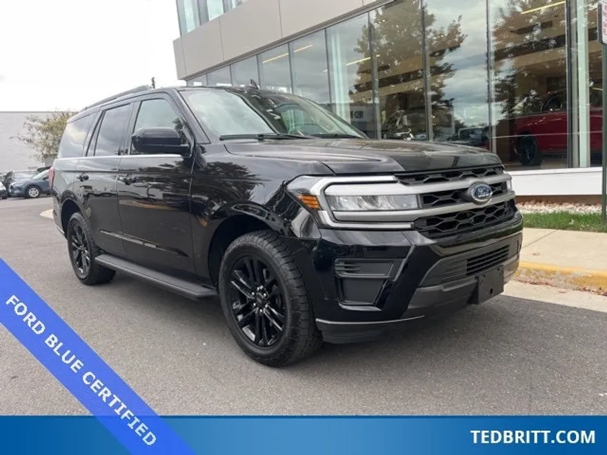 2024 Ford Expedition XLT photo 1
