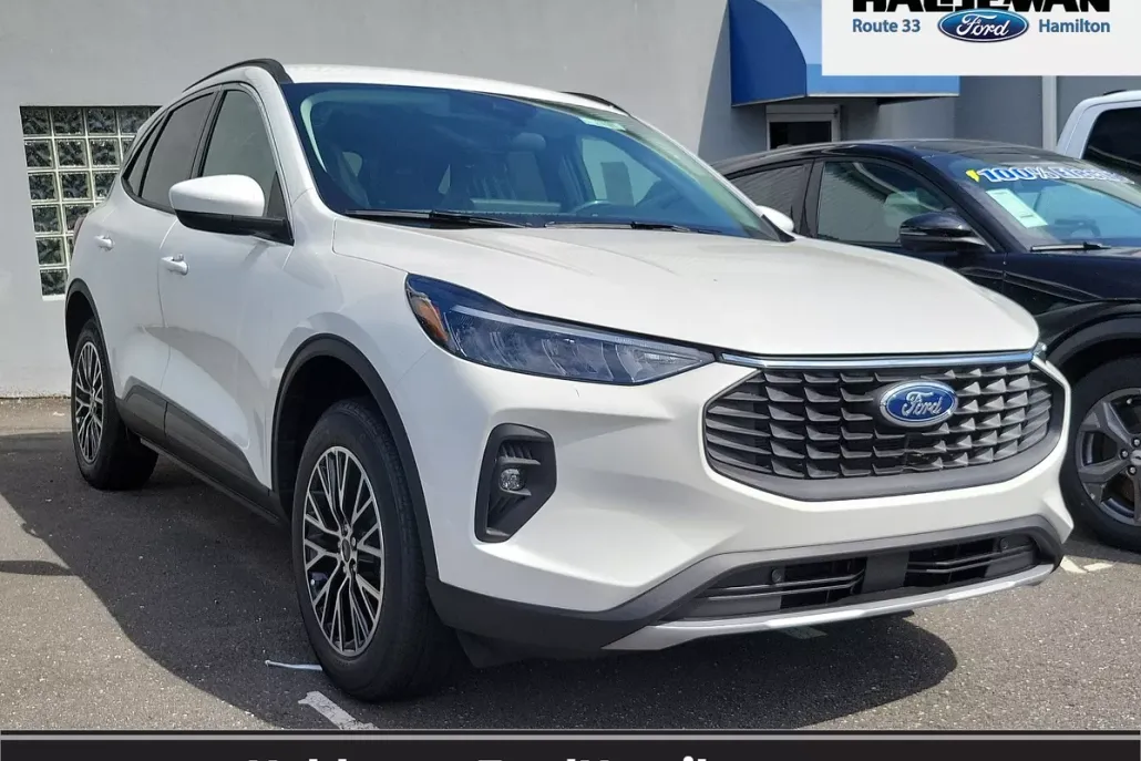 2024 Ford Escape Base photo 1