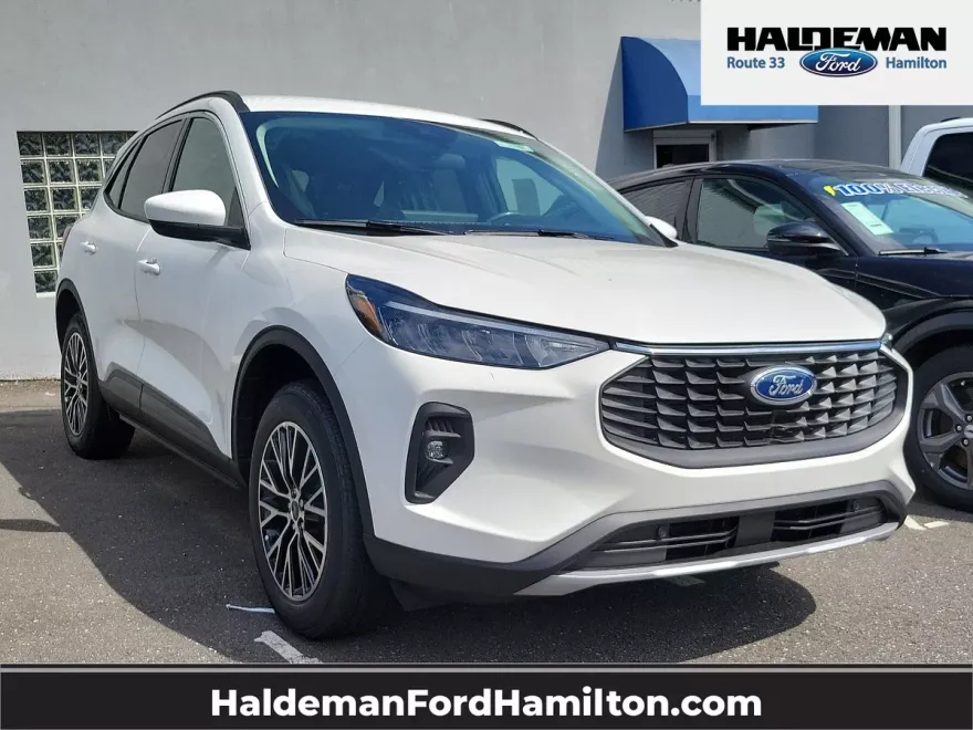 2024 Ford Escape Base photo 1