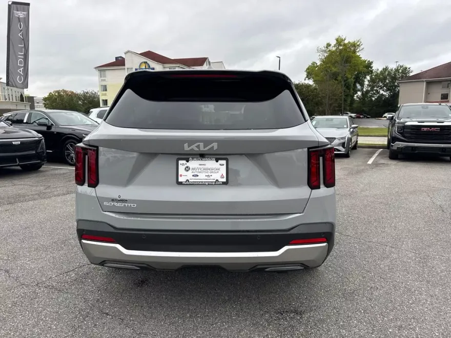 2026 Kia Sorento EX photo 1
