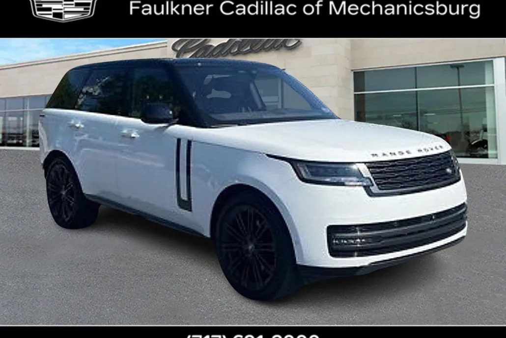 2023 Land Rover Range Rover SE photo 1