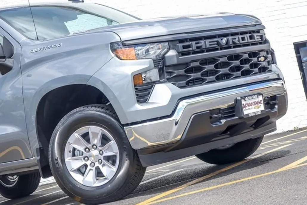 2026 Chevrolet Silverado 1500 Work Truck photo 1