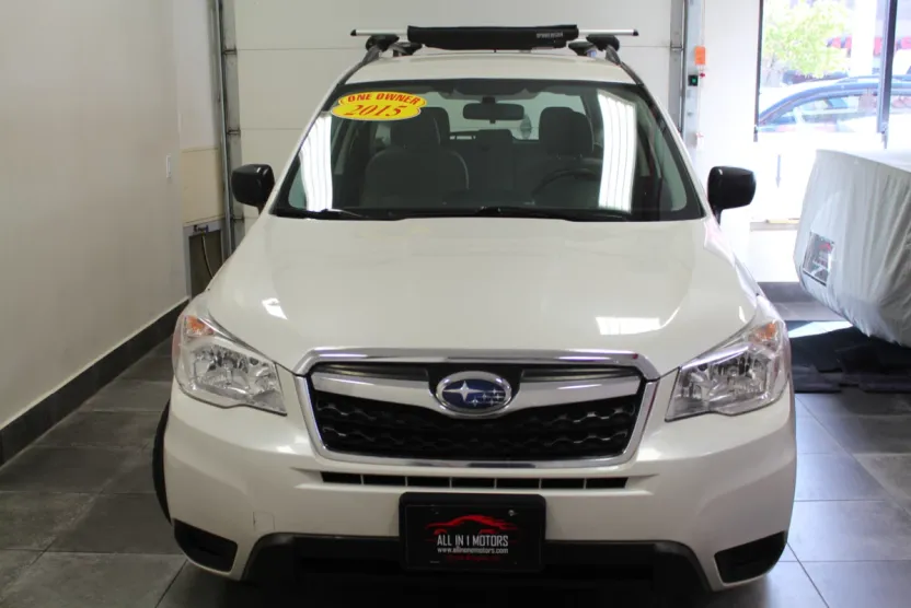 2015 Subaru Forester photo 1