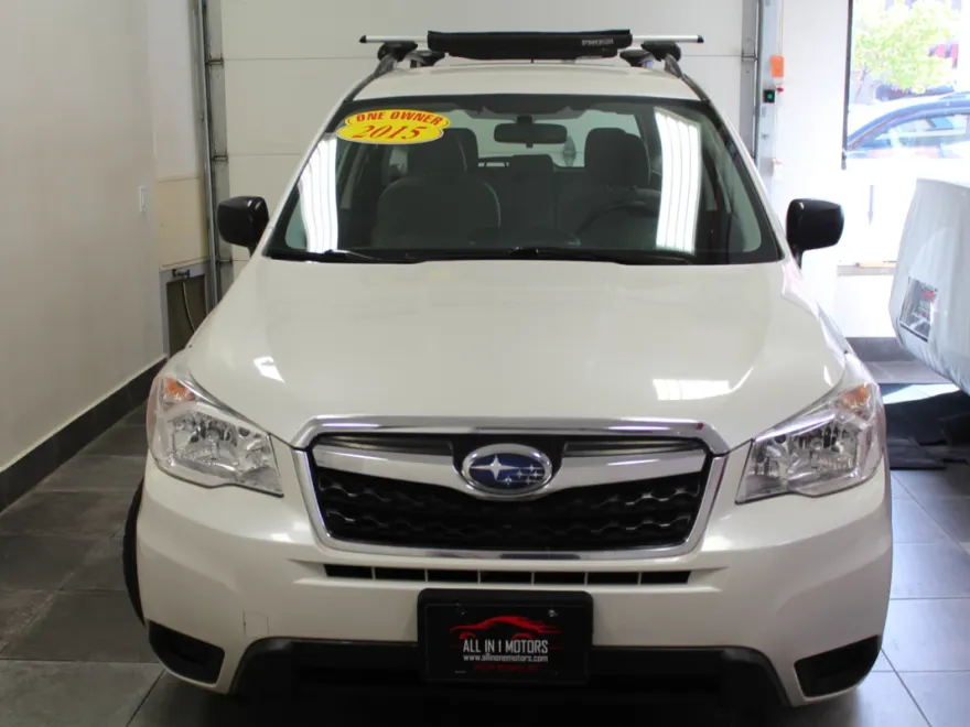 2015 Subaru Forester photo 1
