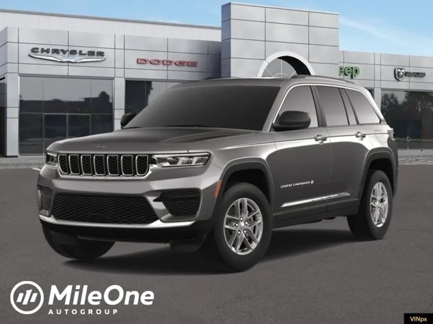 2025 Jeep Grand Cherokee Laredo photo 1