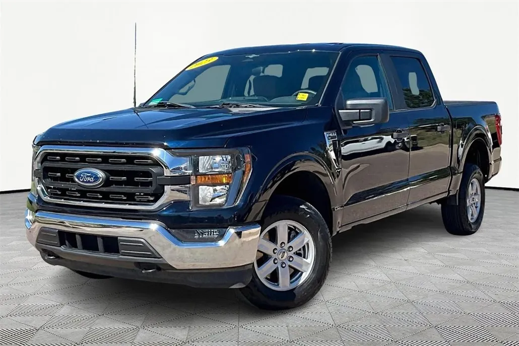 2023 Ford F-150 XLT photo 1