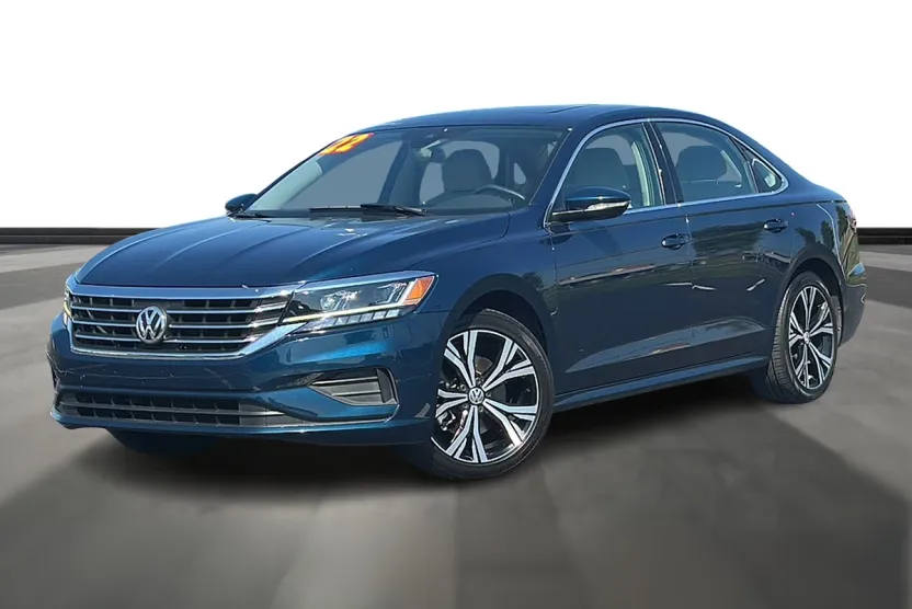 2022 Volkswagen Passat 2.0T SE photo 1