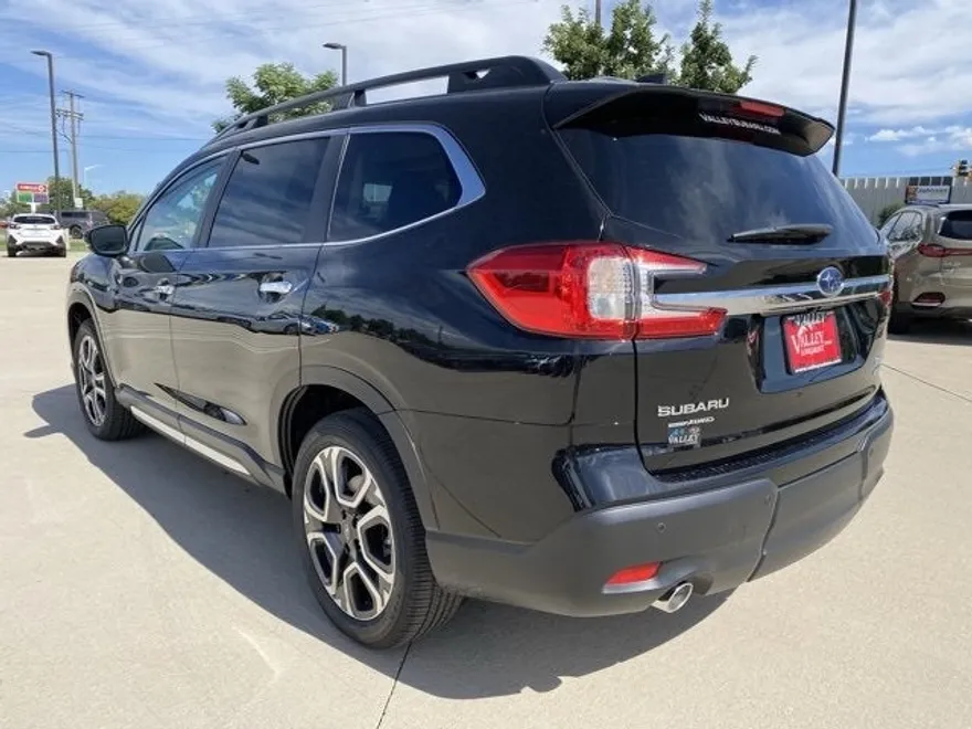 2025 Subaru Ascent Touring photo 1
