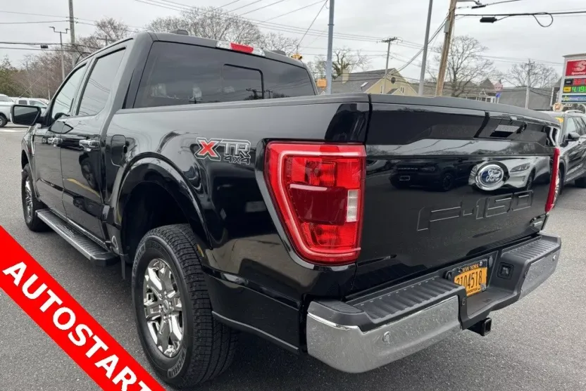 2023 Ford F-150 XLT photo 1