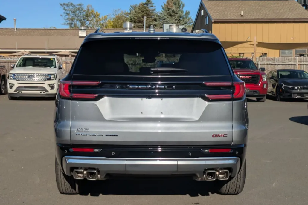 2026 Gmc Acadia Denali photo 1