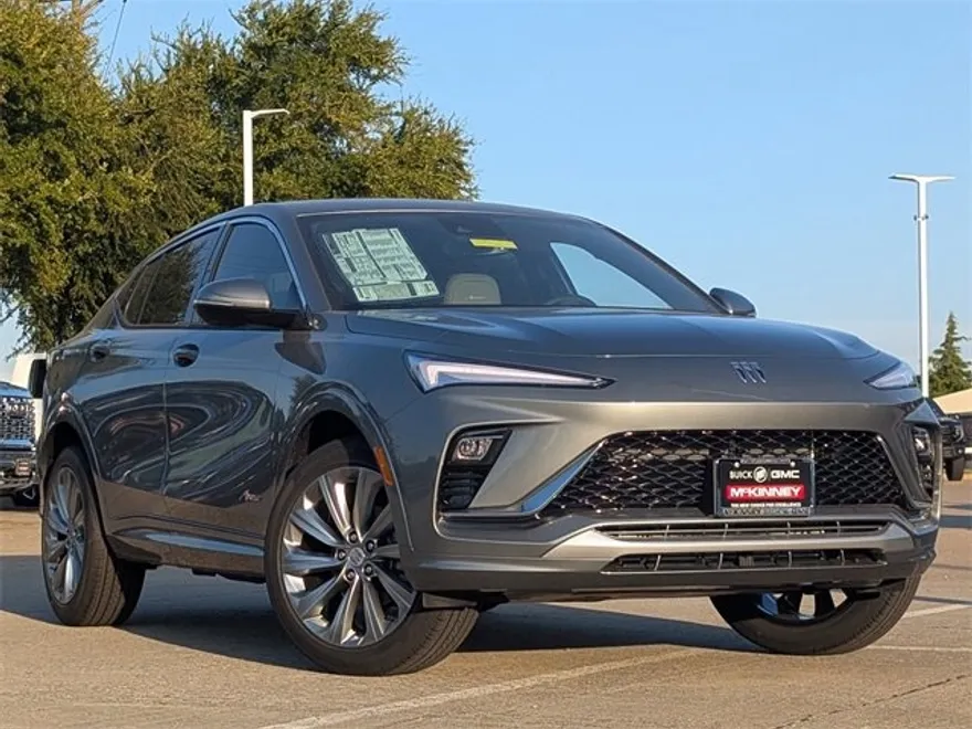 2025 Buick Envista Avenir photo 1