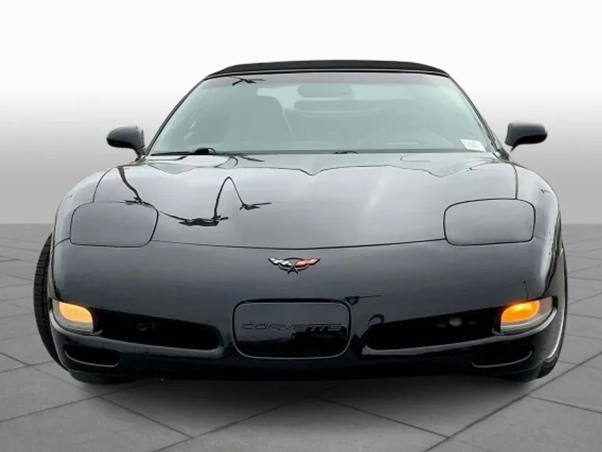 2004 Chevrolet Corvette Base Convertible photo 1