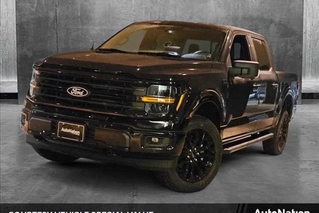 2025 Ford F-150 XLT photo 1