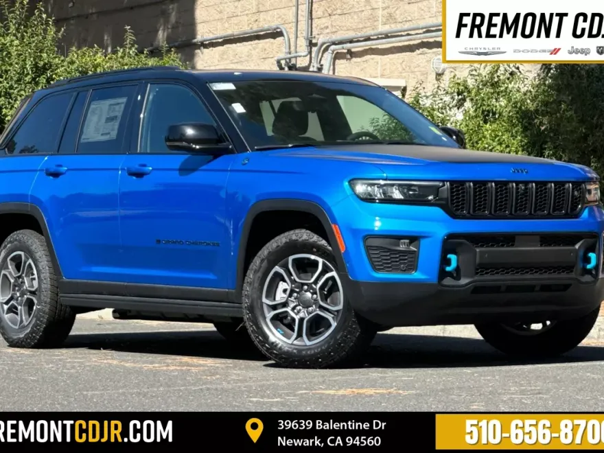 2023 Jeep Grand Cherokee Trailhawk 4xe photo 1