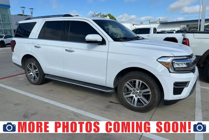 2023 Ford Expedition Limited photo 1