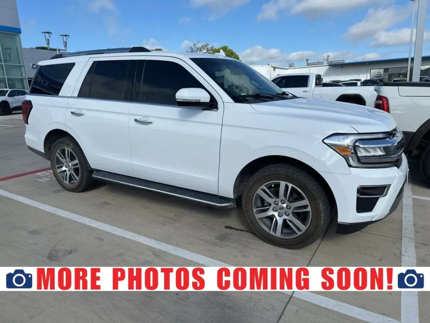 2023 Ford Expedition Limited photo 1