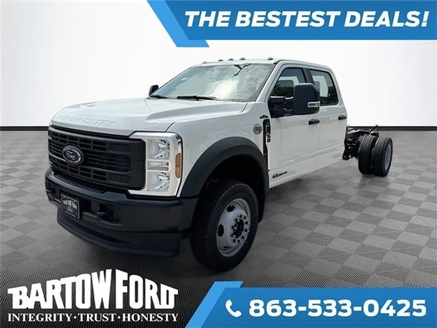 2025 Ford F-550 photo 1